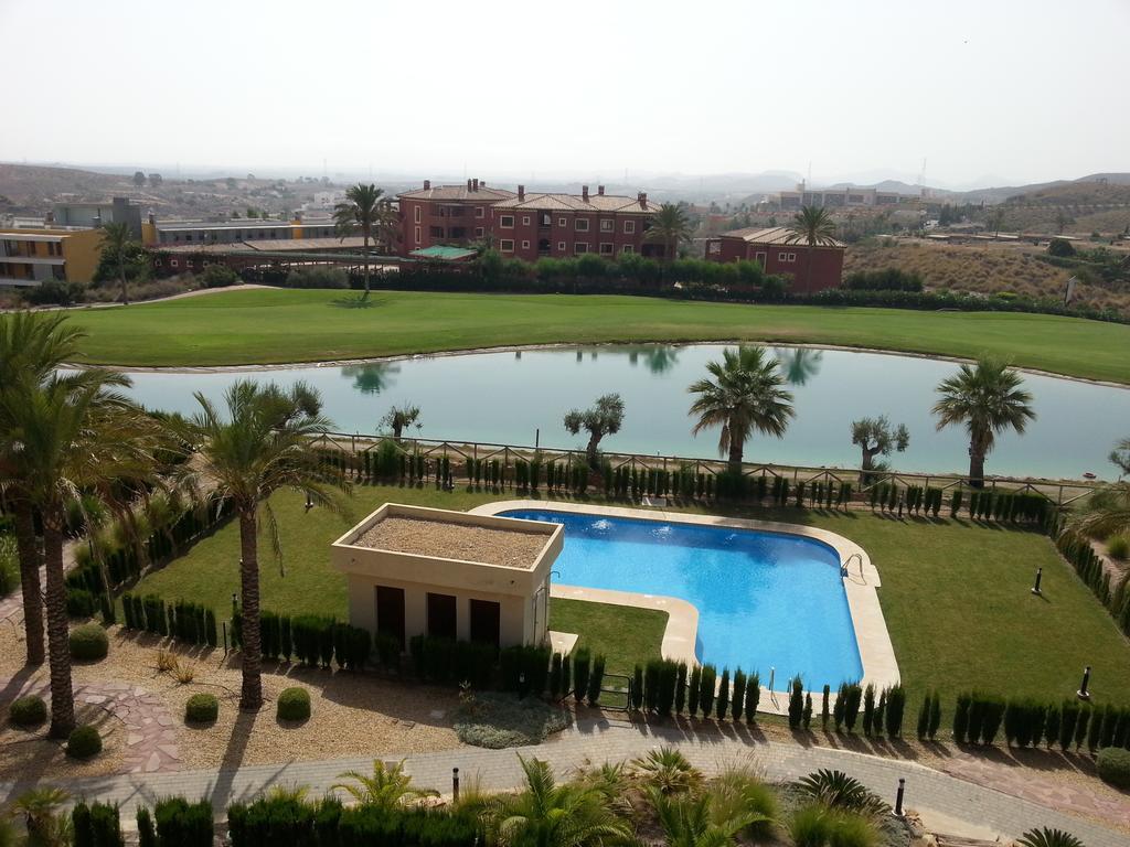Apartamento Unifamiliar Golf Vera Urb Privada Y Tranquila Room photo